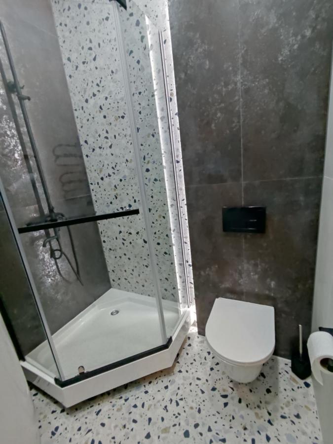 Brativ Rohatynciv 32 Lviv Eksteriør billede